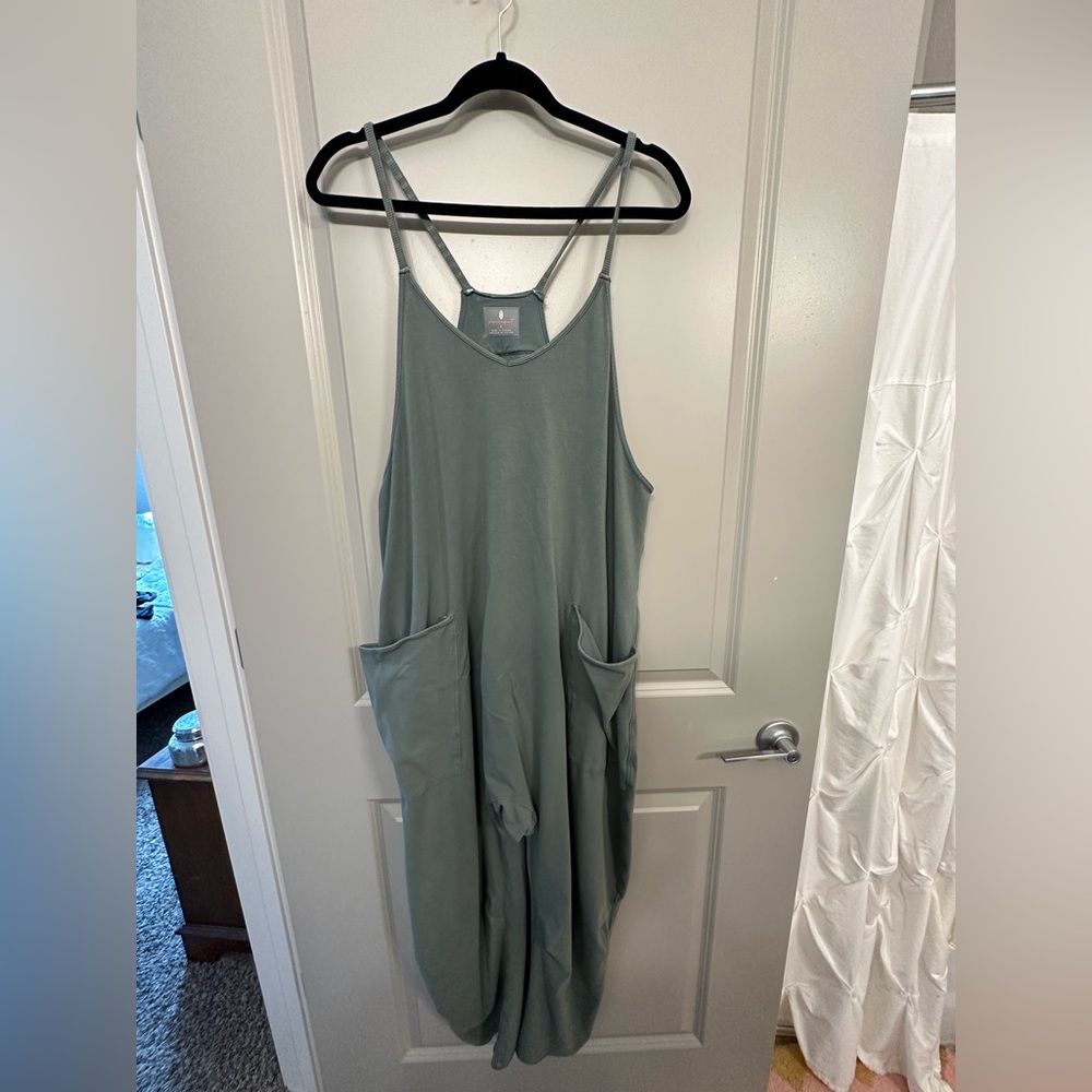 Free People Hot Shot Onesie in Lush Pine Size Large Lightly Worn
